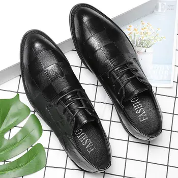 Бизнес мъжки обувки Черна кожа Мъжки обувки Луксозна марка Мъжка сватбена рокля Обувки Голям размер Шнур Официален Shoe Man