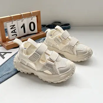 Детски спортни сандали 2023 Летни нови кухи мрежести момчета ежедневни обувки леки момичета неплъзгащи се обувки за бягане