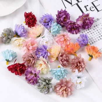 Евтини 50Pcs изкуствени цветя хризантема глави за дома декор сватба декорация DIY занаятчийски венец аксесоари фалшив цвете