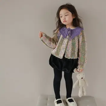 Пуловери Момичета Откажи Яка 2023 Есен Зима Нова сладка кукла риза плетено палто Деца Цветна точка Удебелена плетка