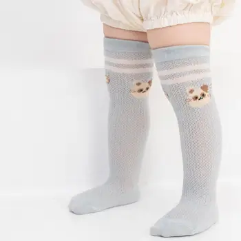 Трайни детски чорапи еластични бебе момиче чорапи очарователни карикатура лъв модел шарени лятото бебе коляното високи чорапи защитни